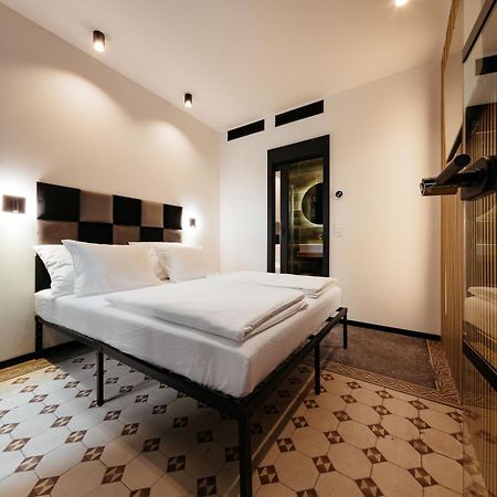 Main Square Apartments & Rooms Maribor Buitenkant foto